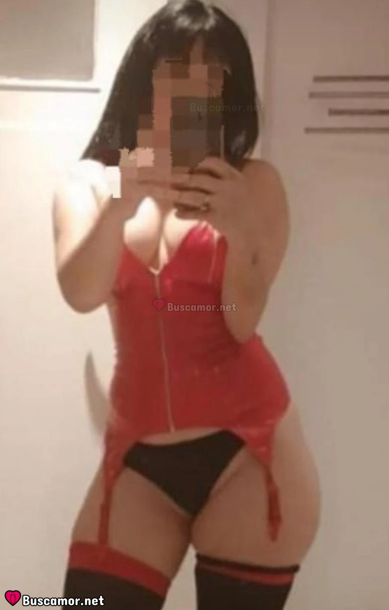 634172465 - Hola, soy Sara y busko diver en Girona.