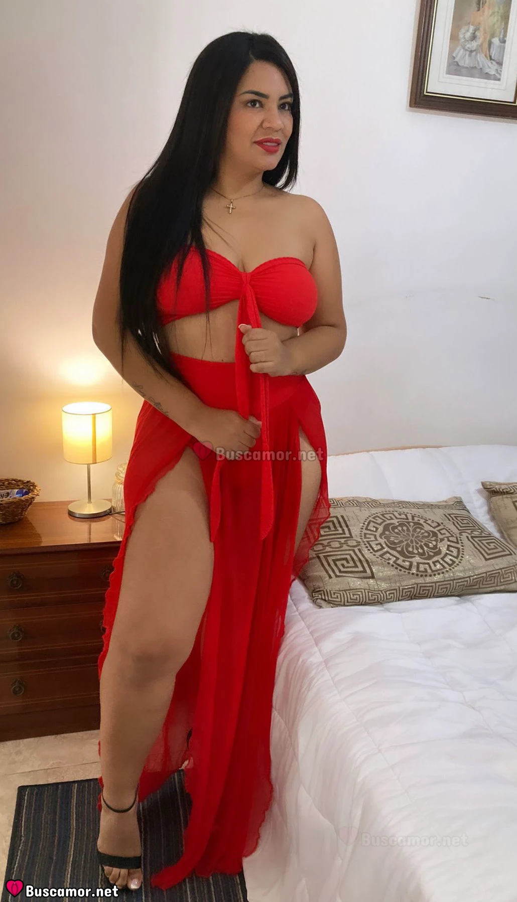 682203715 - Hola soy Marta de colombia, nueva en esta ciudad. Busco alguien con quien salir y compartir.