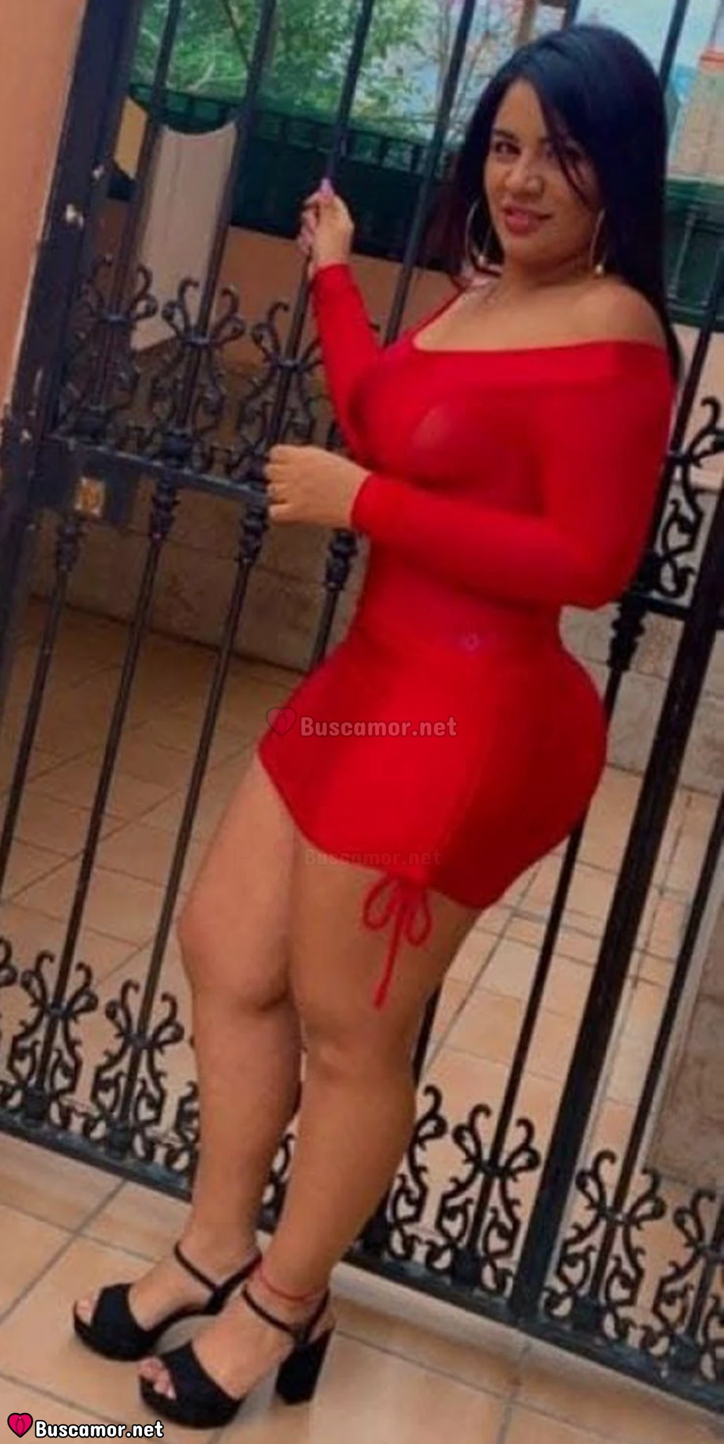 682203715 - Hola soy Marta de colombia, nueva en esta ciudad. Busco alguien con quien salir y compartir.