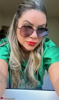 602485539 - Hola. . soy . una . mujer . curvy . divertida . . busca . disfrute . . y . nuevas . experiencias . 📱