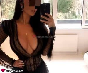 634128085 - busco a morena en este mar de personas solas