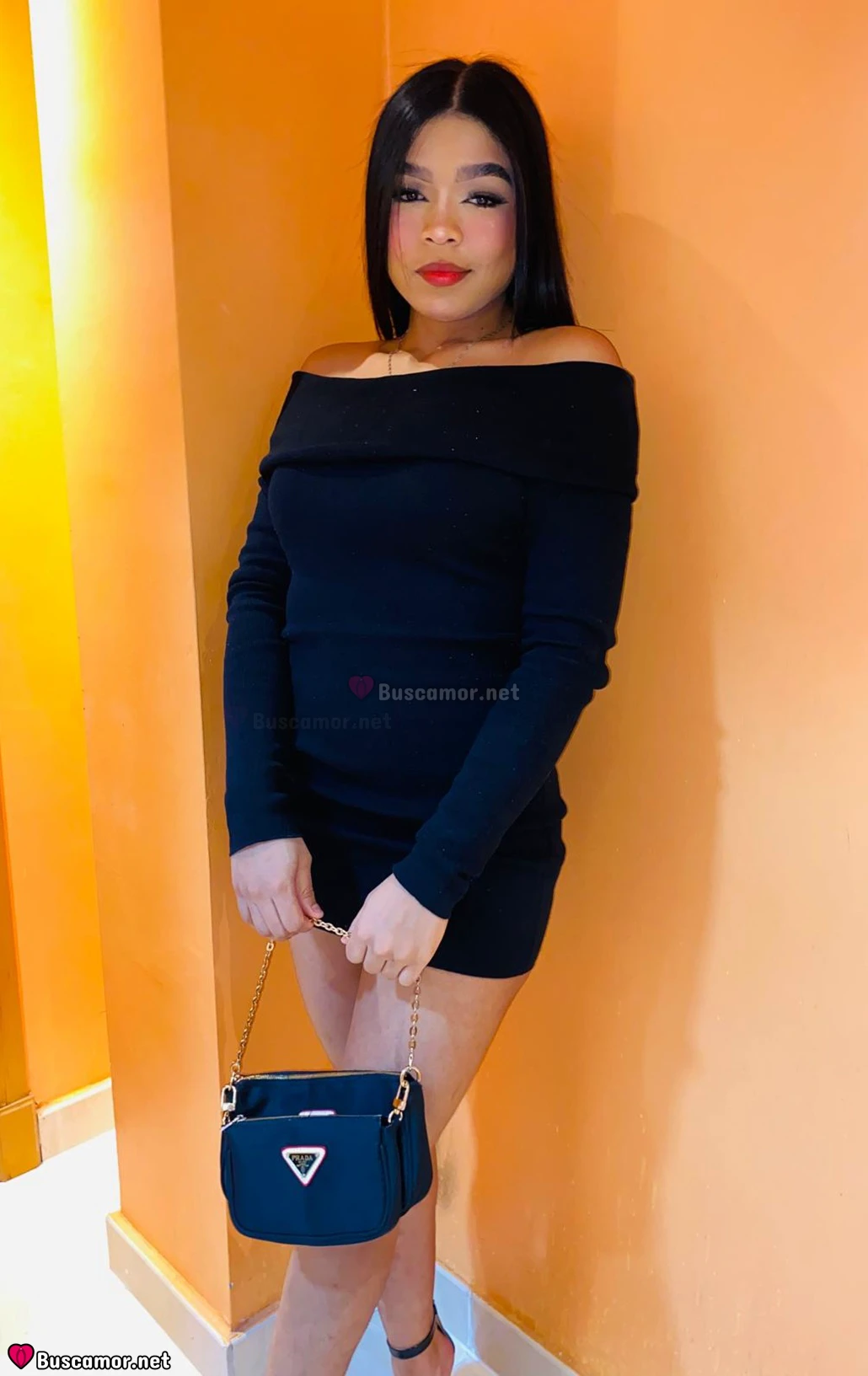 612477350 - Hola, soy Camila, amante del roce y la pasion. Busco conexion intensa y divertidas aventuras.