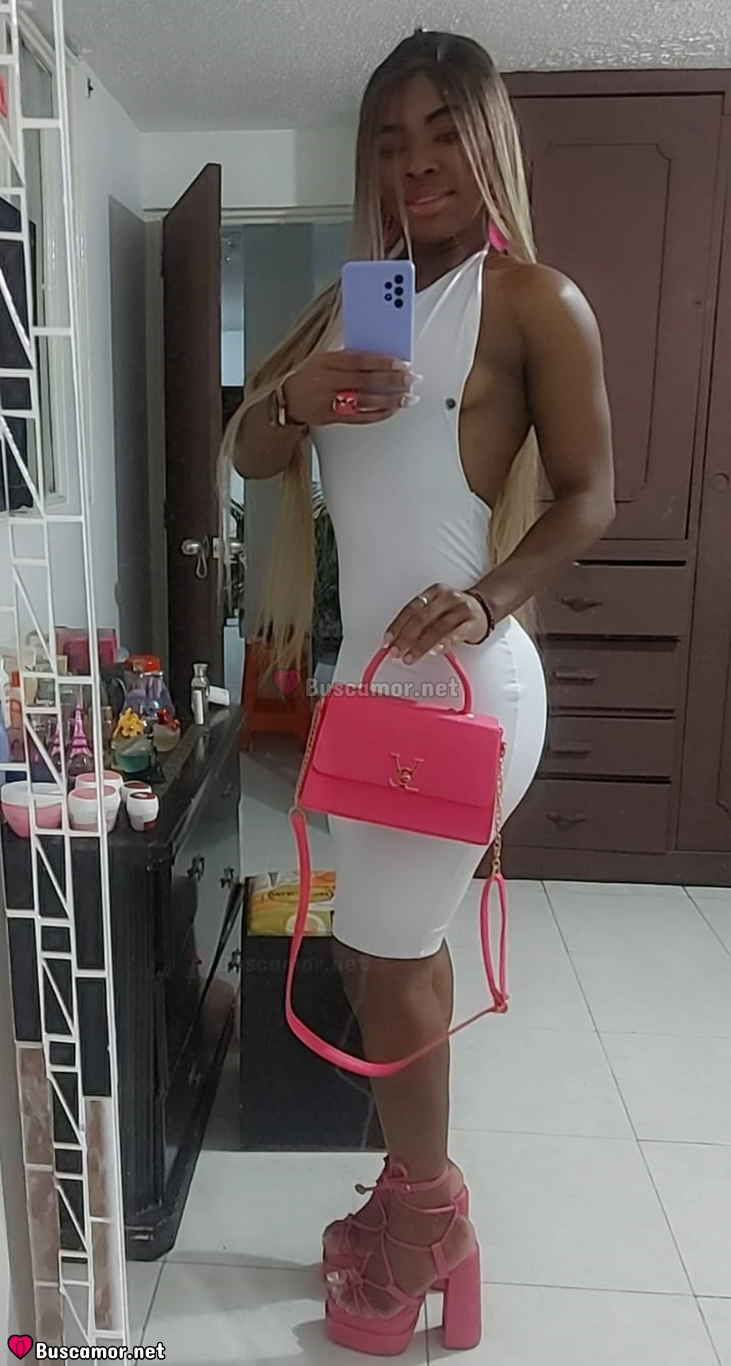 631399497 - Vanessa, yo te amo con todas mis fuerzas siempre.