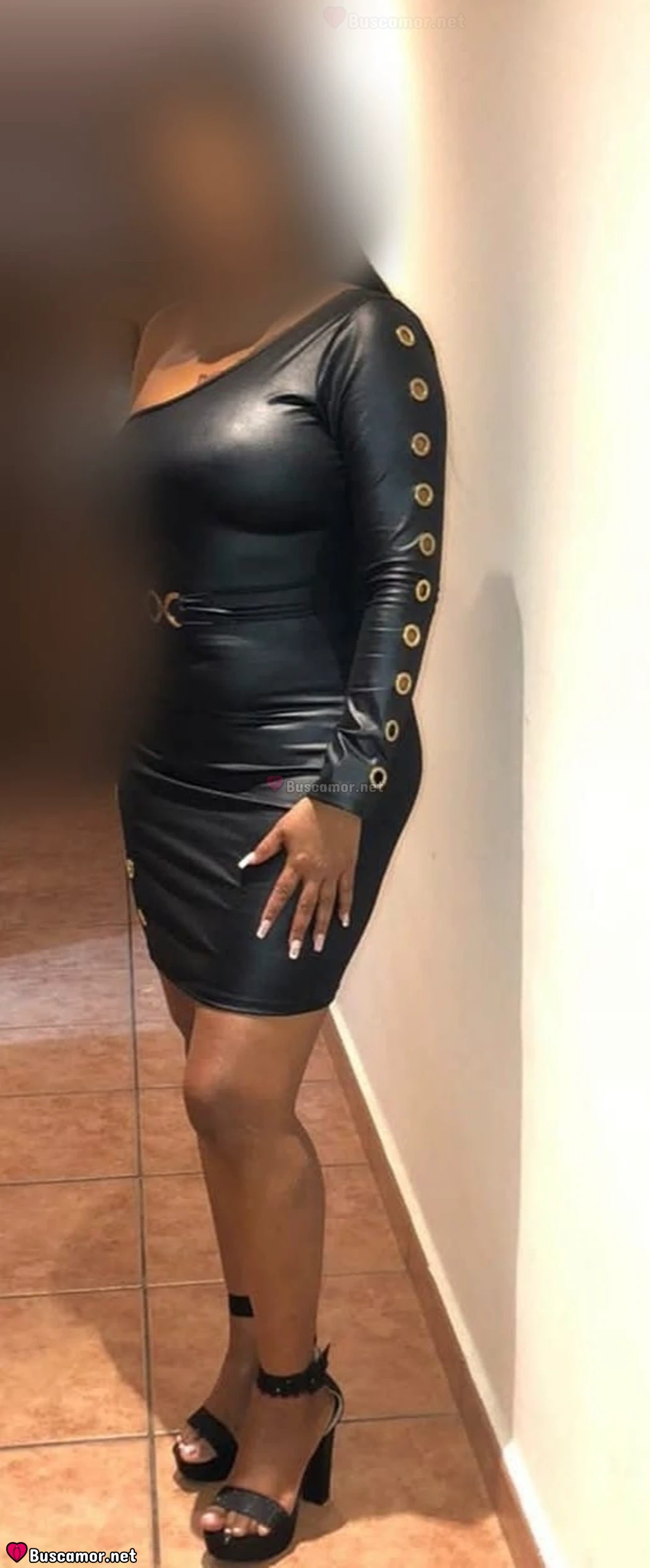 631404679 - Hola chicos, soy Sara, una colombiana linda y divertida de 35 años busco caballeros discretos 😊💕