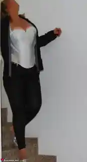 604209463 - Soy Carlos, me gusta relajar personas y divertirme.