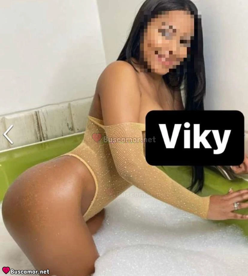 722873009 - soy una chica que disfruta cada momento juntos.