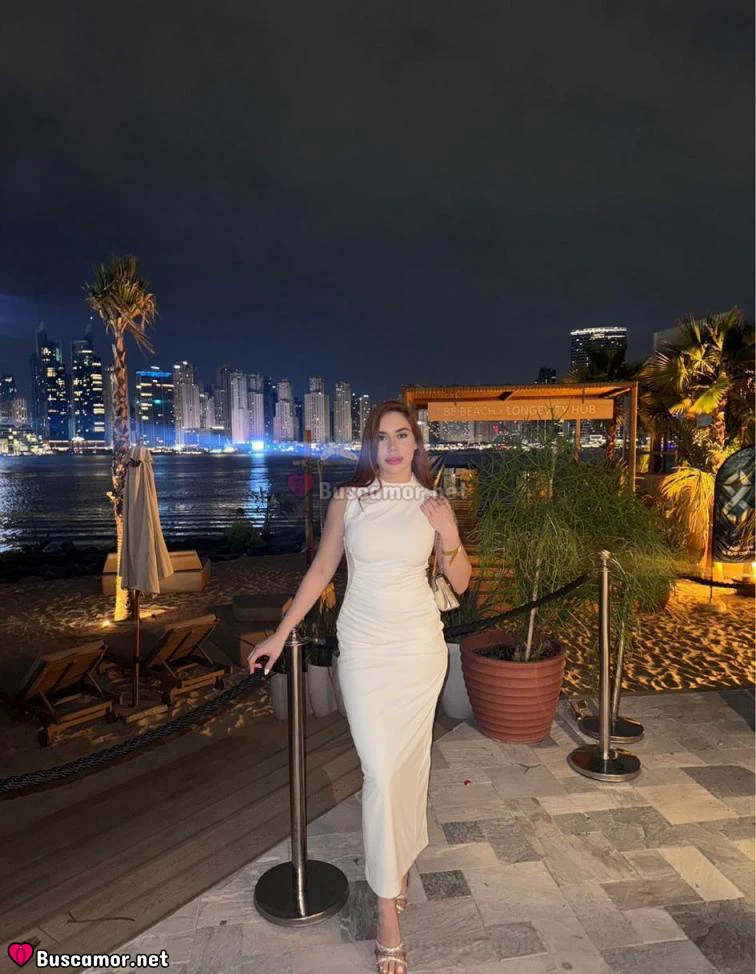 654540745 - Soy Eva, en playa d' en bossa, buscando diversion y conexiones latinas con mucho flow.