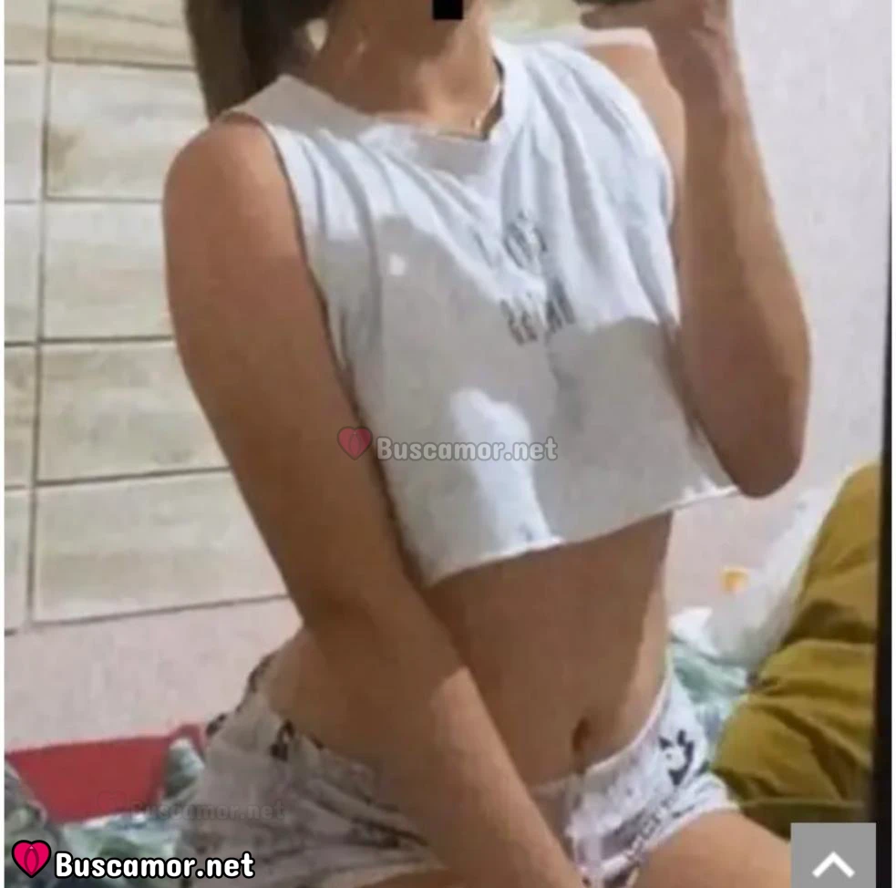 614557654 - Nikol busca amor.