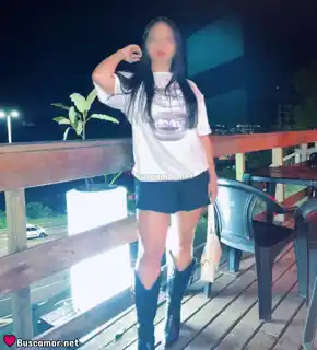 672297988 - Brunita no para.