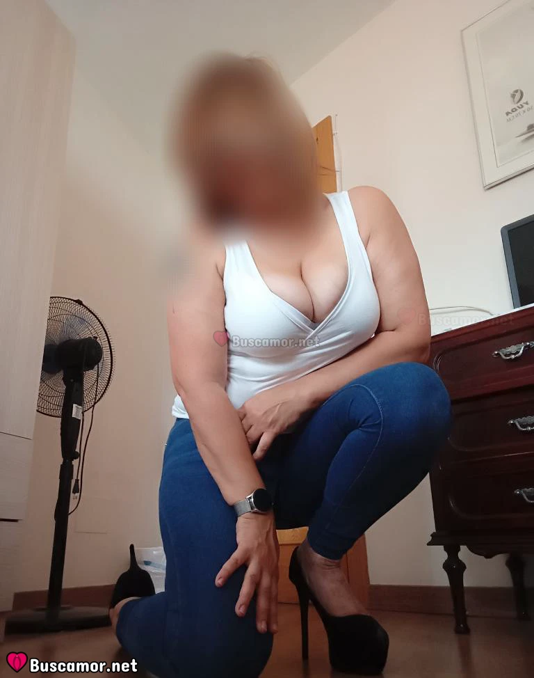 602876046 - soy. Andrea. busco.amor.