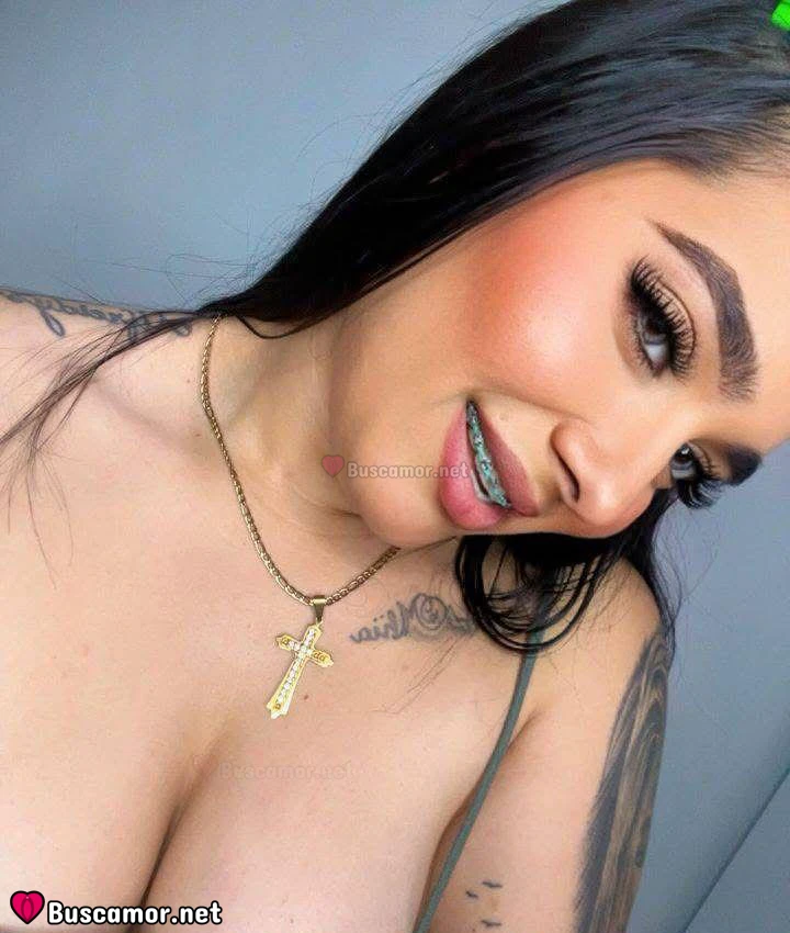611231418 - Valen siempre me hace sonreír.