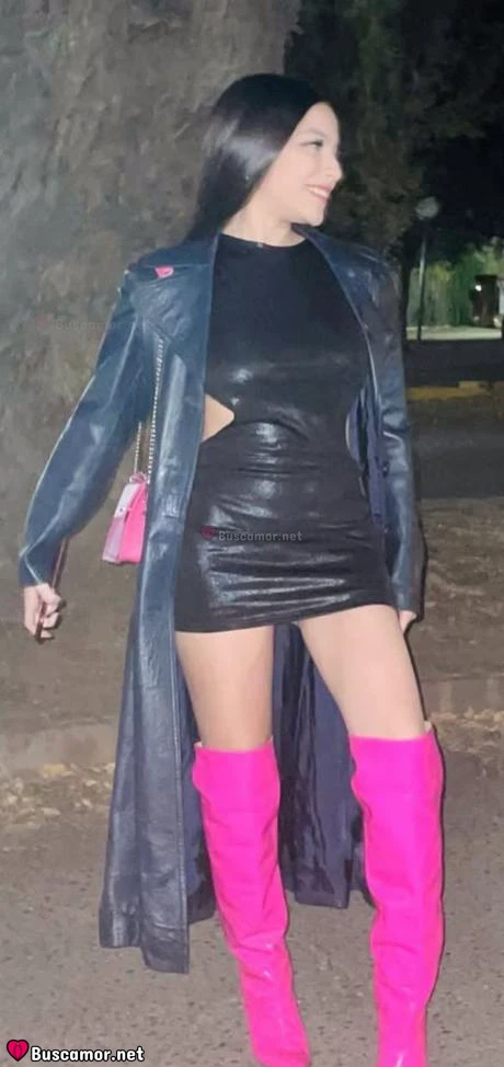 631663578 - Soy encantadora, busco amor en Santa Cruz.