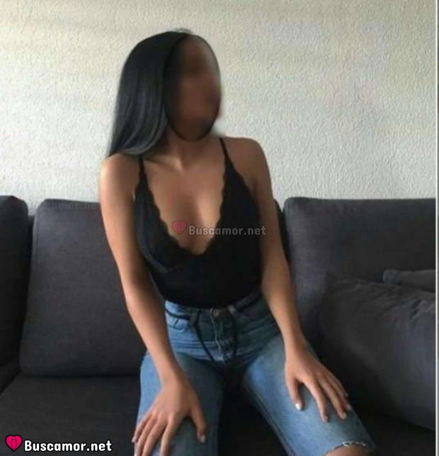 611363895 - Soy Sara, Diosa cariñosa y divina.