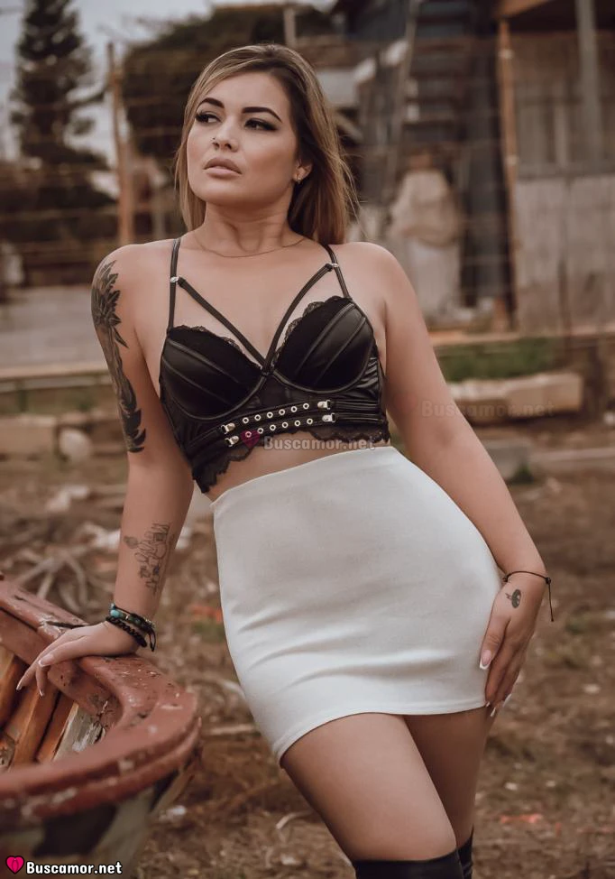 645992030 - Hola, soy Valen y me encantaría conocerte.