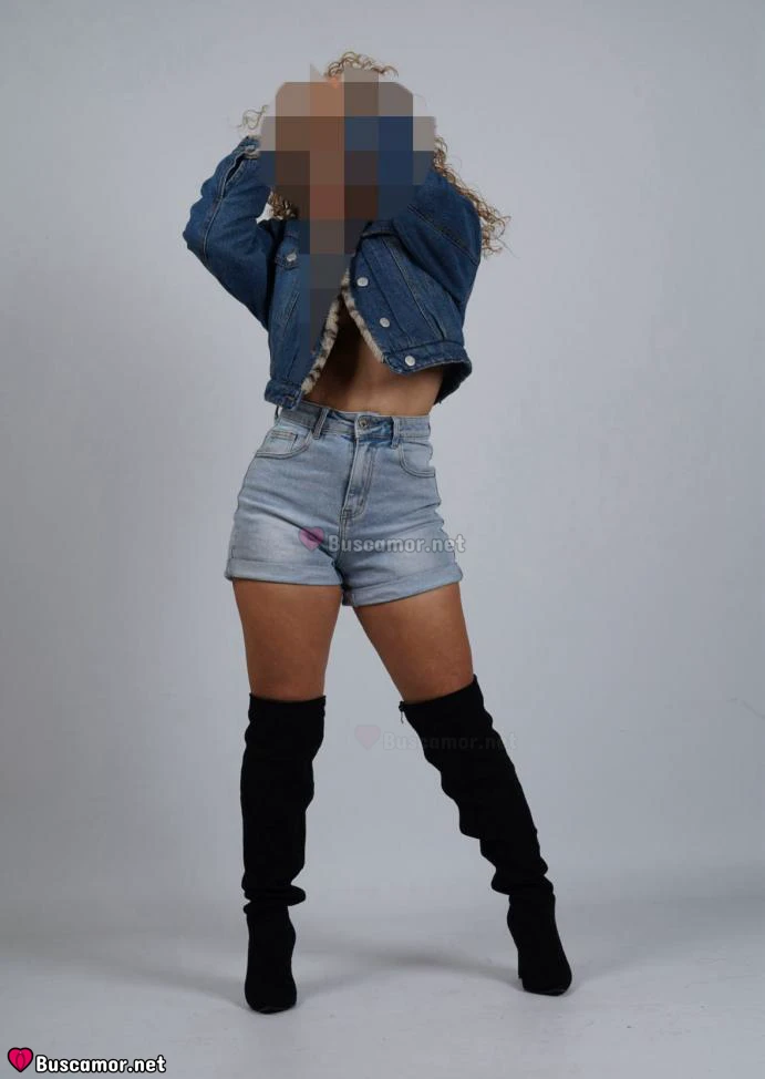 614771600 - soy nikol de venezuela busco chavos pa charlar y divertirme siempre