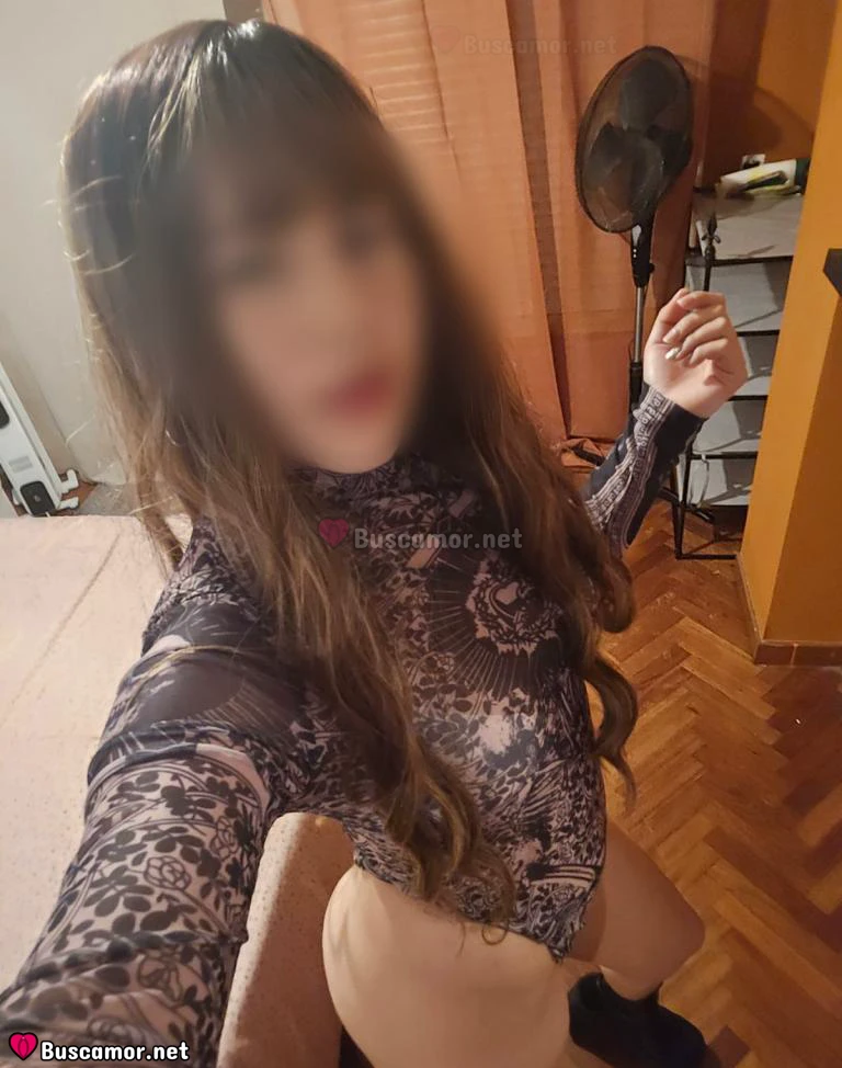 602615235 - Esa ternura en su mirada me hace sentir tan vivo