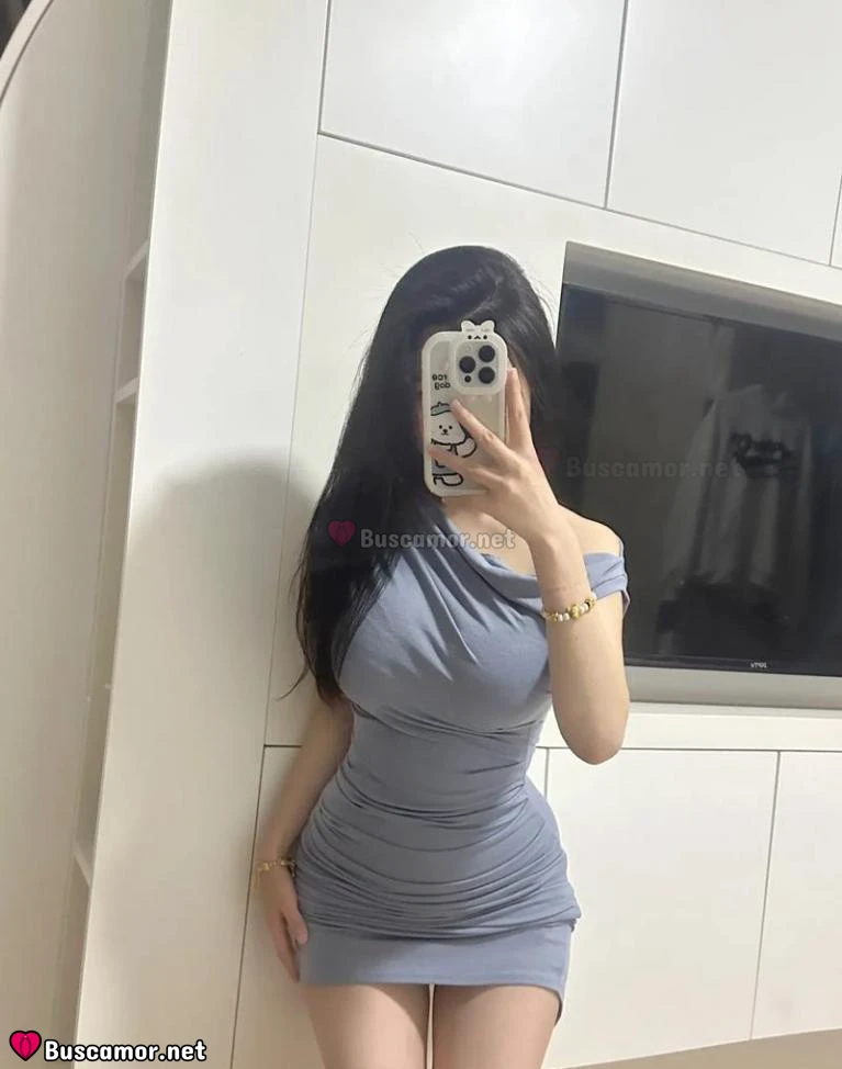 697973277 - Jovencita muy linda