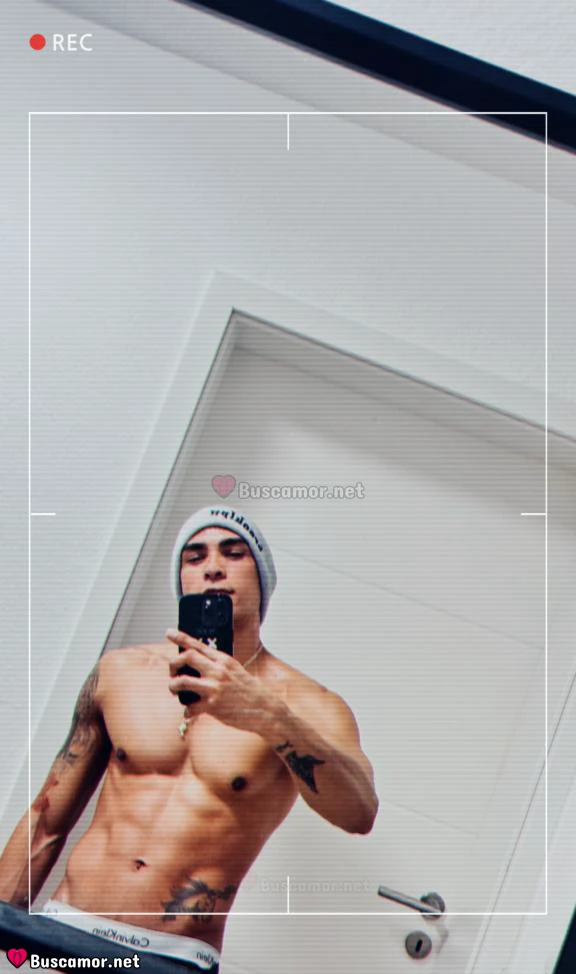 687133916 - Soy Alejandro, busco chica especial pa compartir momentos.