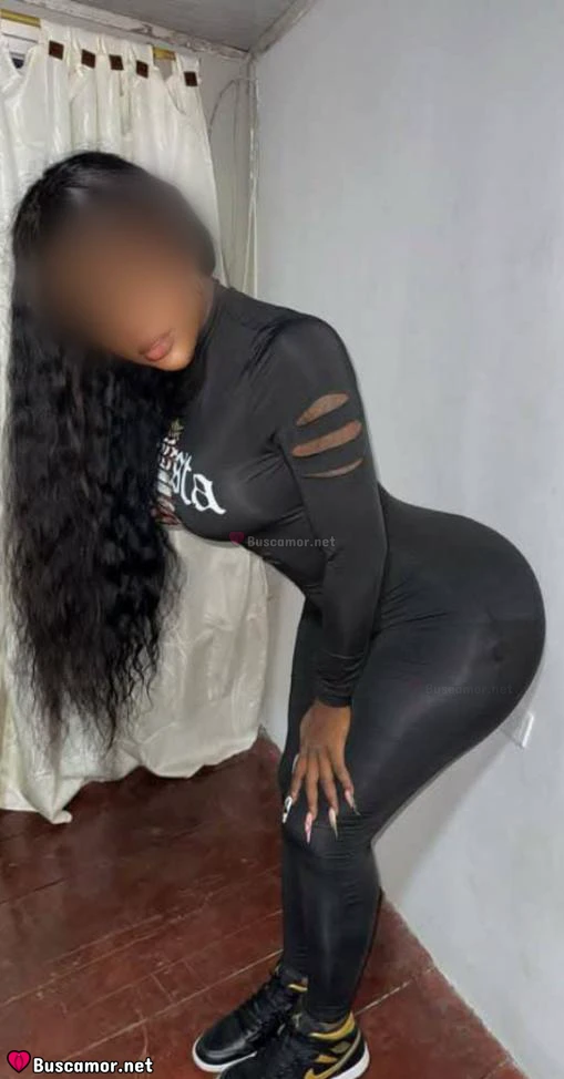 614565107 - soy bella morena, busco divertirme en Foz y hacer conexiones.