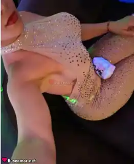 611254111 - Soy Delgada Latina, me encanta dar masajes en Ribadeo, kontactame y charlamos.