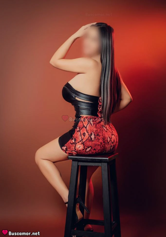 612247848 - Hola, soy Luana, busco alguien q me haga reir.