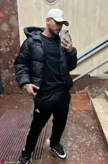 642350676 - Soy un chico bonito.