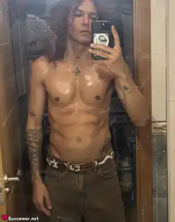 641120323 - Adrian siempre riyo.