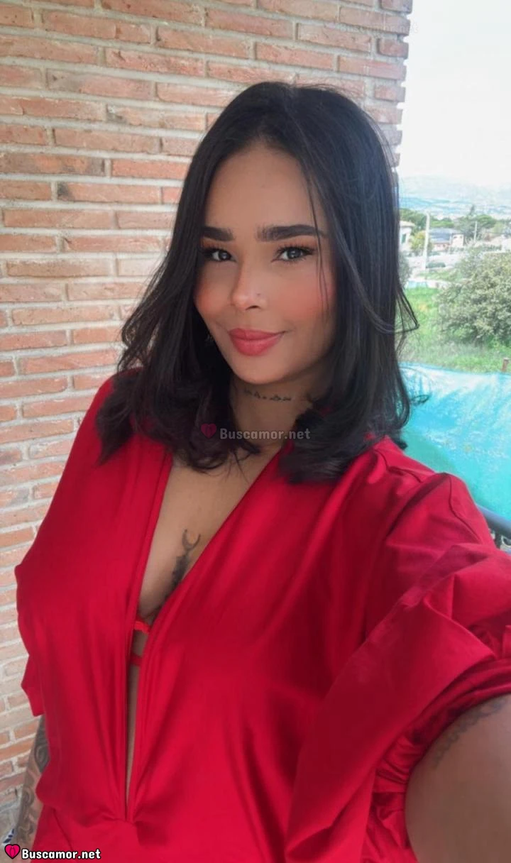 687020210 - Soy Laura.. busco alguien que entienda mis curvas y pasión.
