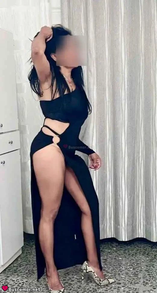 637513967 - Angelica elegante y