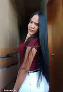 614576440 - Soy una chica latina