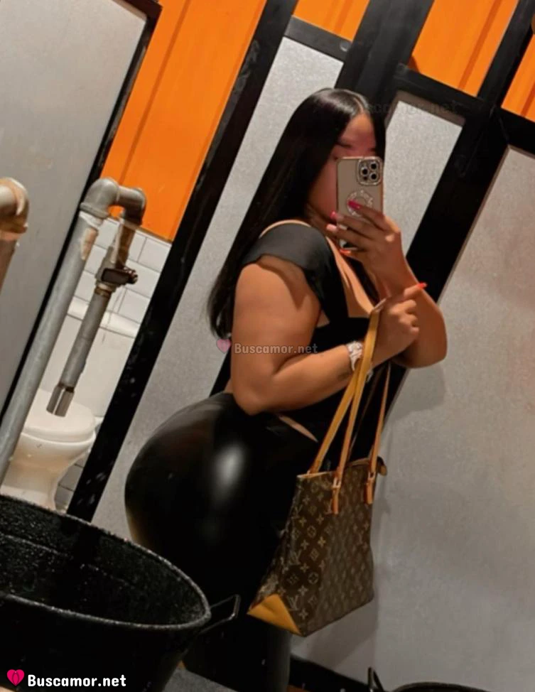 722849458 - Soila busco atracción