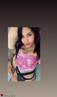 643598492 - encantadora morena busca compañía