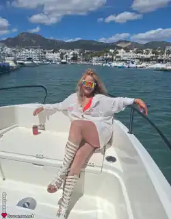 604296439 - Busco un@ compi especial en Fuengirola, me encanta salir y vivir nuevas aventuras.