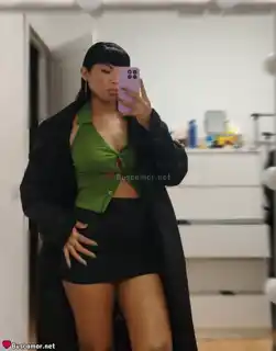 631347428 - Holaa, soy Alejandra y estoy en Estepona buscando a alguien divertido para pasear.
