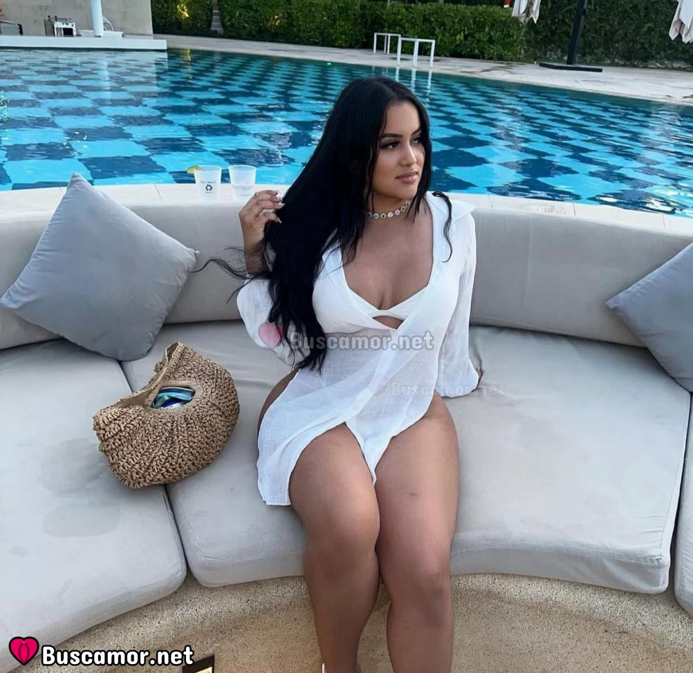603838138 - HOLA SOY LAURA, BUSCO DISFU TAR MASAJES EN MARBELLA.