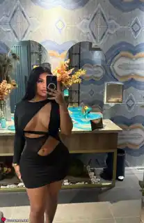 603838138 - HOLA SOY LAURA, BUSCO DISFU TAR MASAJES EN MARBELLA.