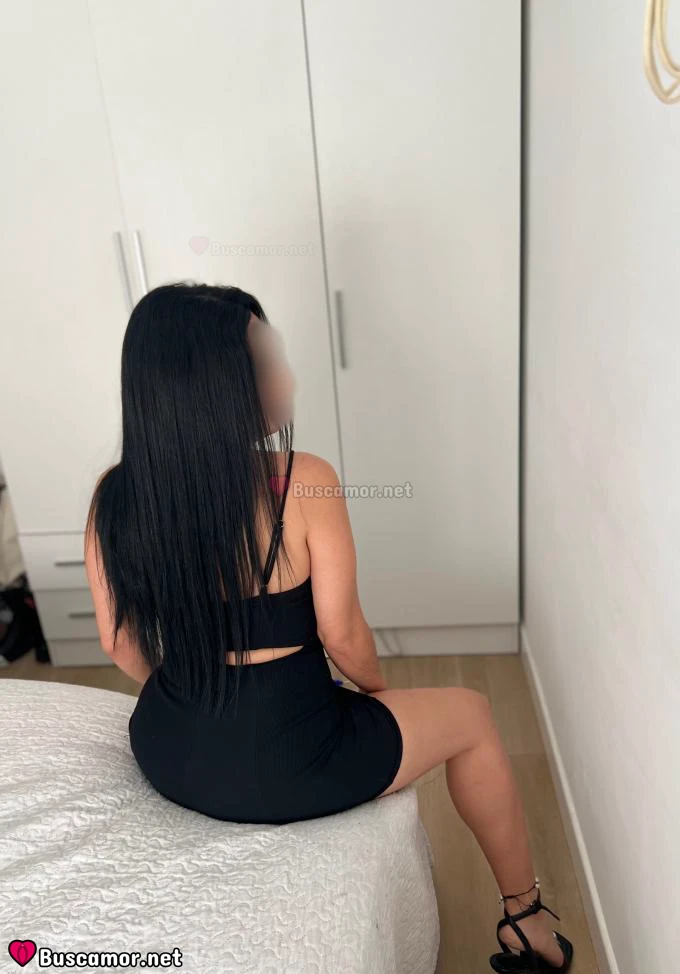 690236769 - soy hermosa.. latina de Torre  del Mar.. busko algo divertio.