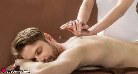 677132586 - Soy el mejor masajista de la ciudad.. ven y disfruta conmigo 😊💆‍♂️