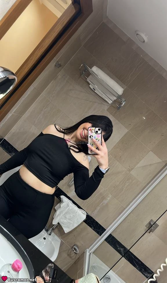 637093292 - Soy Sam, una chica árabe muy cariñosa.