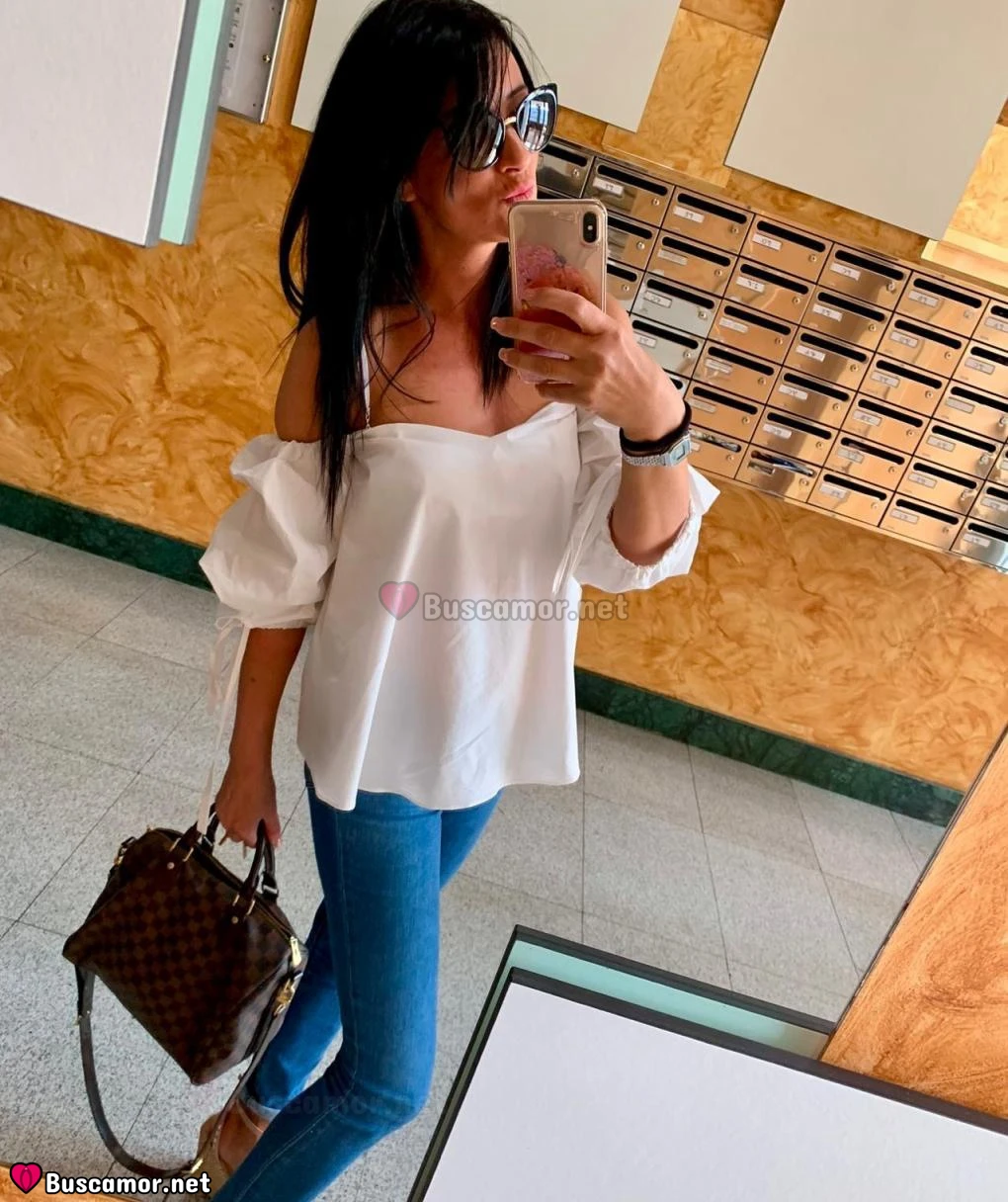 603283588 - ADRIANA BUSCA MUCHO AMOR
