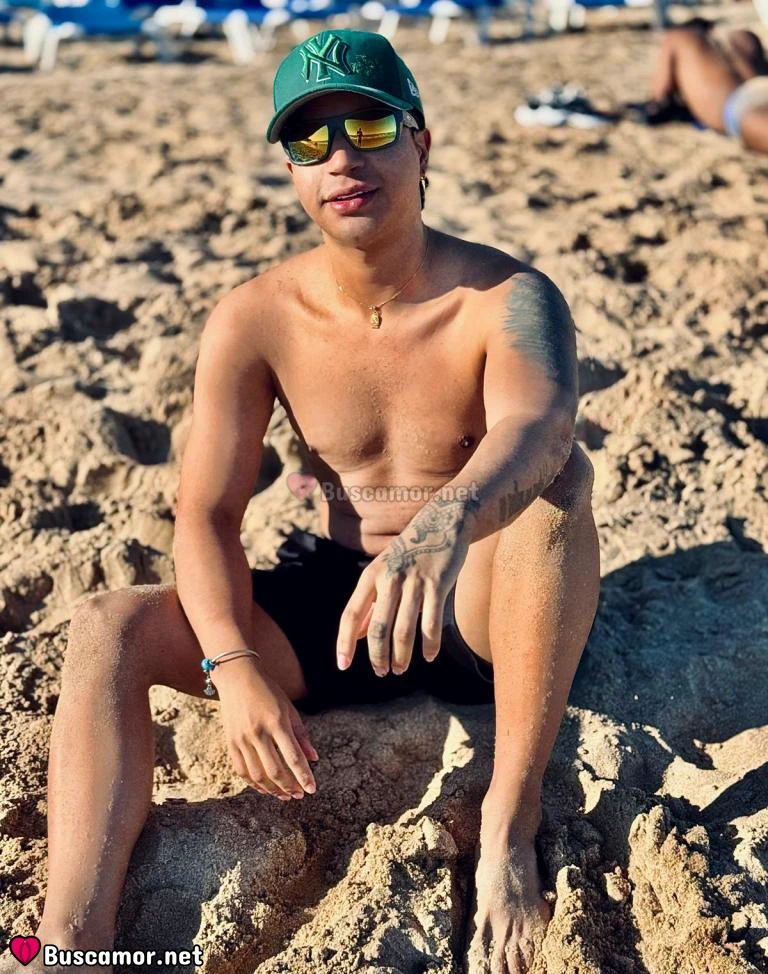 666402488 - Valentino quiere encontrar amor en Elche