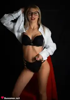 614628604 - Holaa, soy Karina y busko amor.