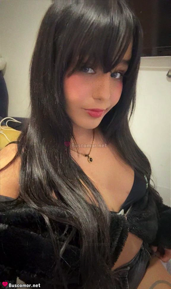 643572780 - Dulce carita linda