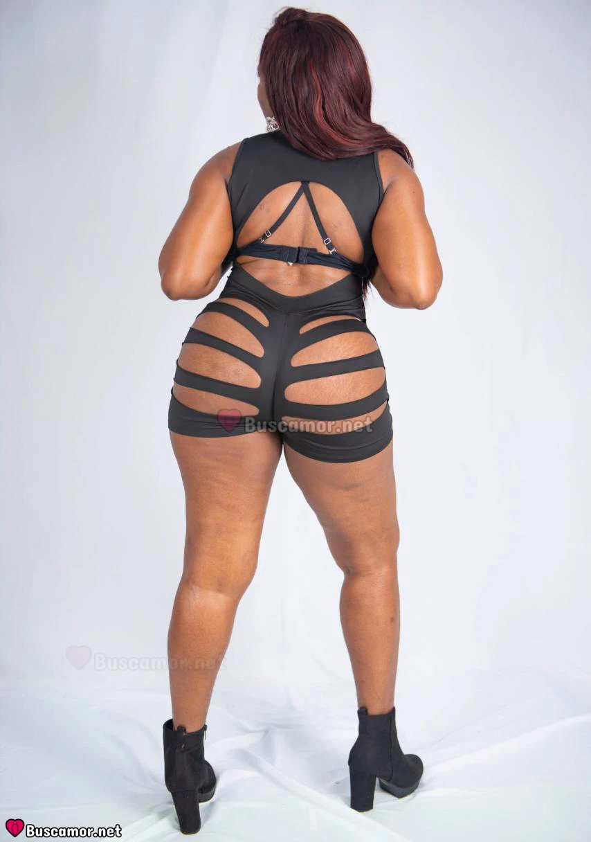 604132380 - Cris busca cariño