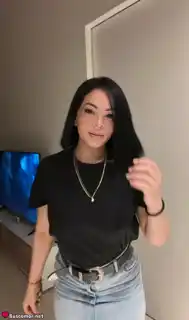 602527019 - Karol de verdad es una espectacular brisa de vida