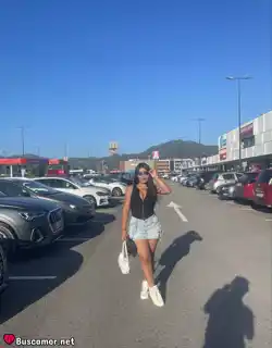 613497482 - Soy una chica bacana.