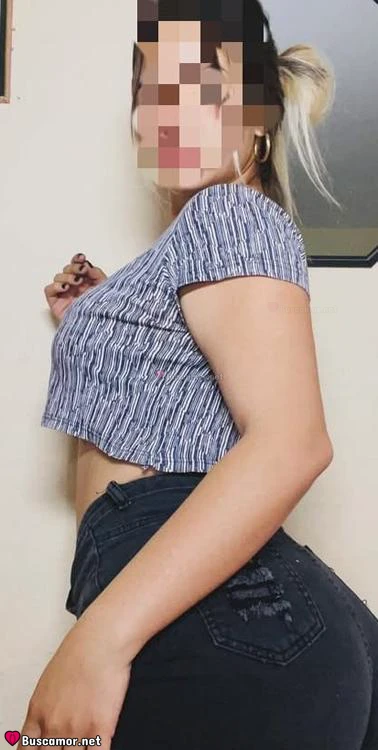 632518844 - Lily busca pasion y diversión.