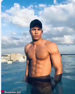 637247952 - Soy. un. colombiano. bi. sincero.
