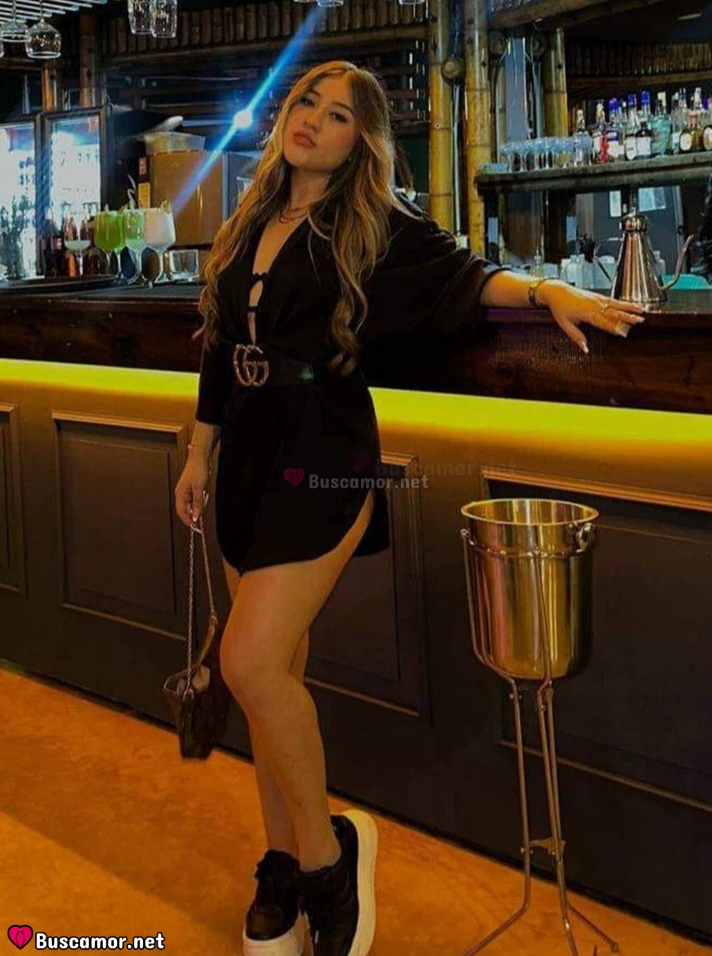 644266901 - Hola, soy una chica dulce que busca a alguien especial.