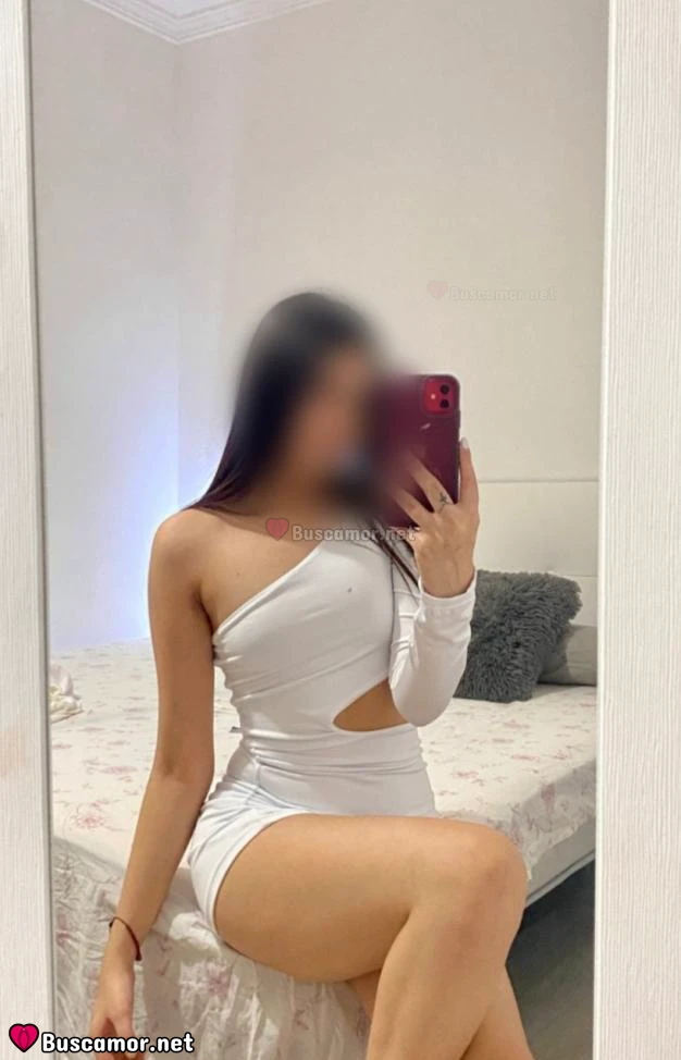 613948666 - Recién llegada morenita